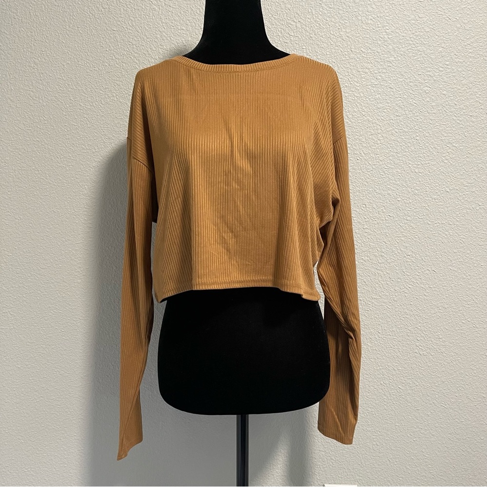 Abound | Ribbed Long Sleeved Crop Top